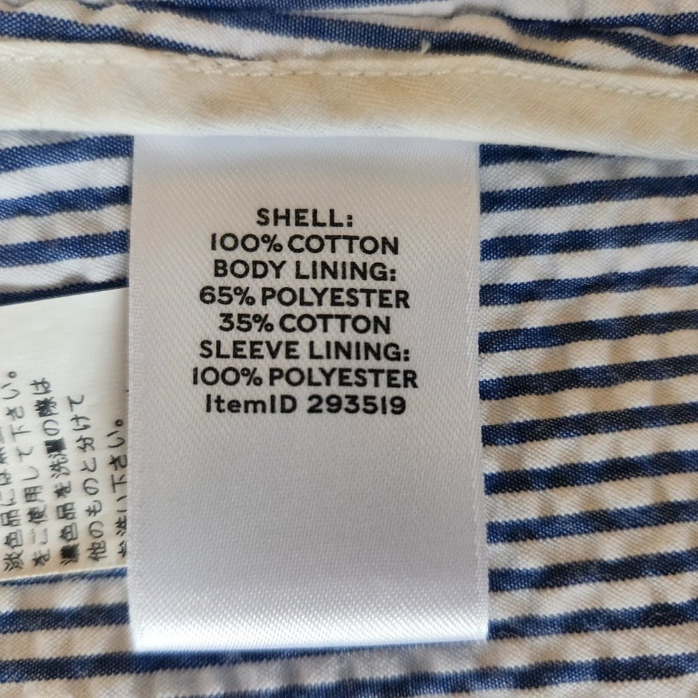 NWOT L.L.Bean Signature Seersucker Blazer in Blue Pinstripe Size 2 - Picture 4 of 7